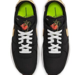 Nike Black and Brown Athletic Shoes